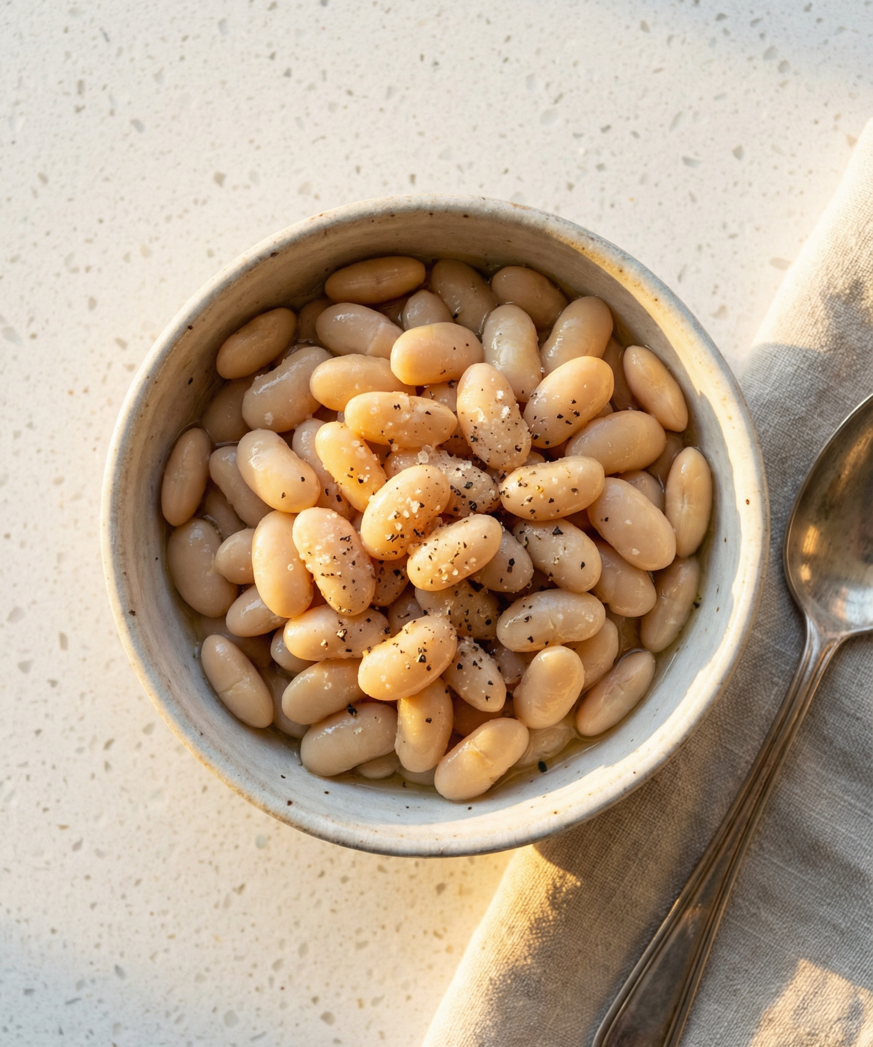 White Beans with Black Pepper